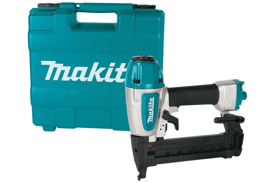 MAKITA PNEUMATIC STAPLER AT638 - EA